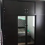 Apartament Neon