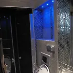 Apartament Neon Apartment