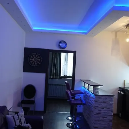 Apartament Neon