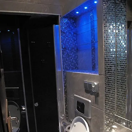 Apartament Neon Apartment